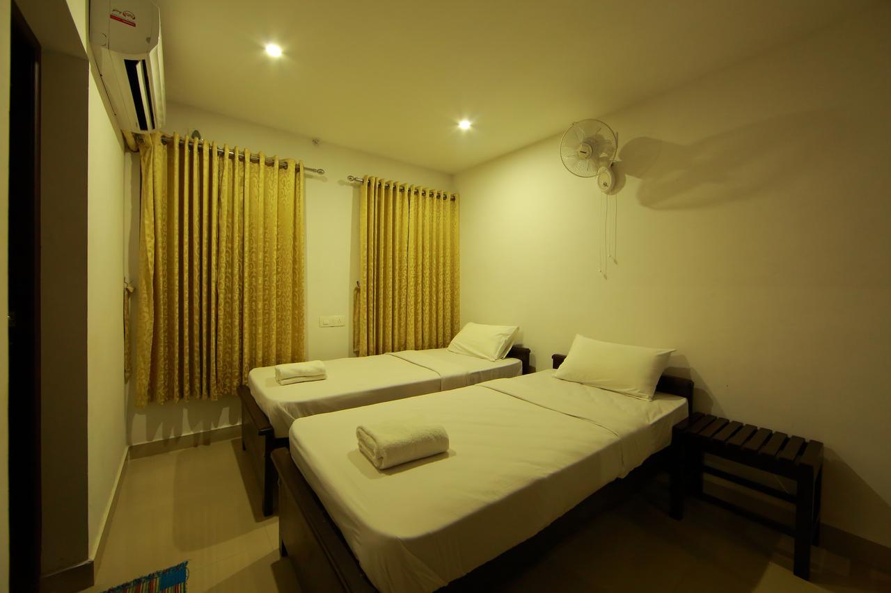 Sara Hotels And Apartments Nedumbassery Exterior photo