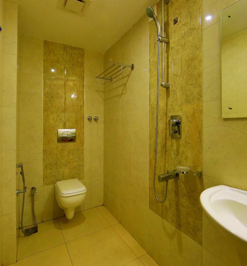 Sara Hotels And Apartments Nedumbassery Exterior photo
